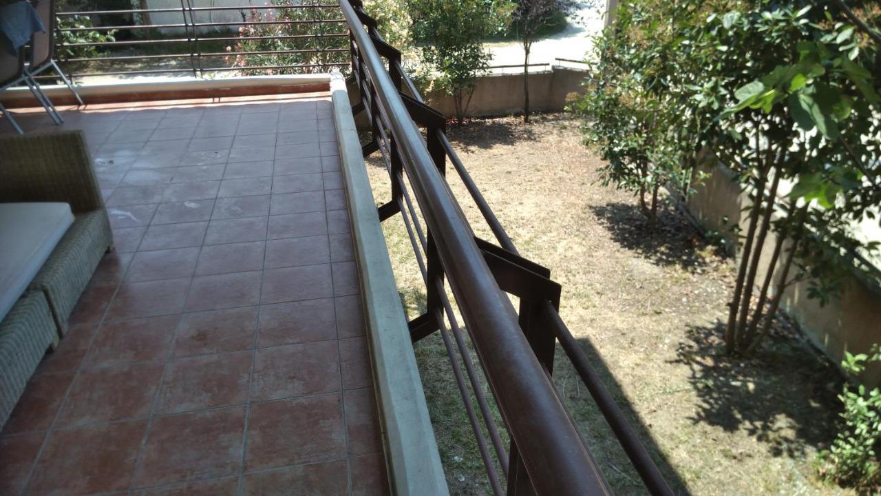 Garden Maisonnette 2-bedrooms Sleeps 6 Adults 200m From Sandy Asprovalta