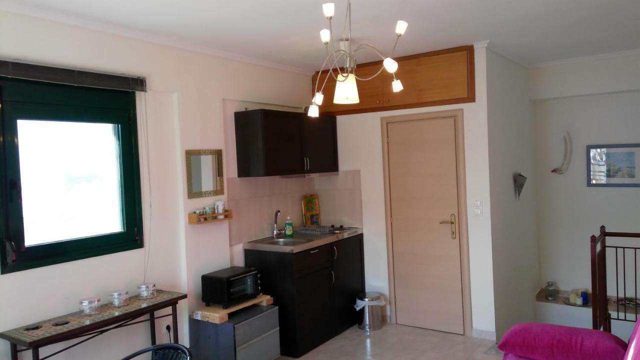 Garden Maisonnette 2-bedrooms Sleeps 6 Adults 200m From Sandy Appartement Asprovalta